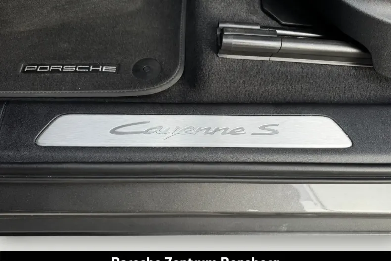 Porsche Cayenne din 2024 cu 29.500 km - oferta POR199387 - foto 27