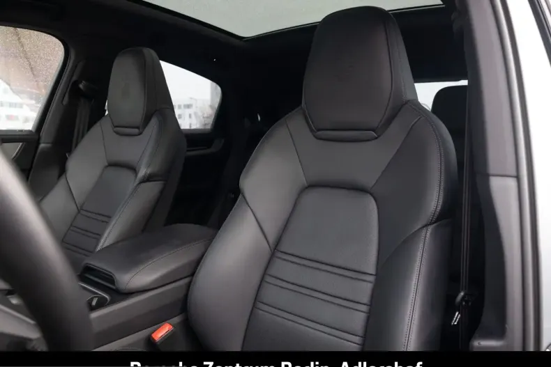 Porsche Cayenne din 2024 cu 21.540 km - oferta POR199388 - foto 5