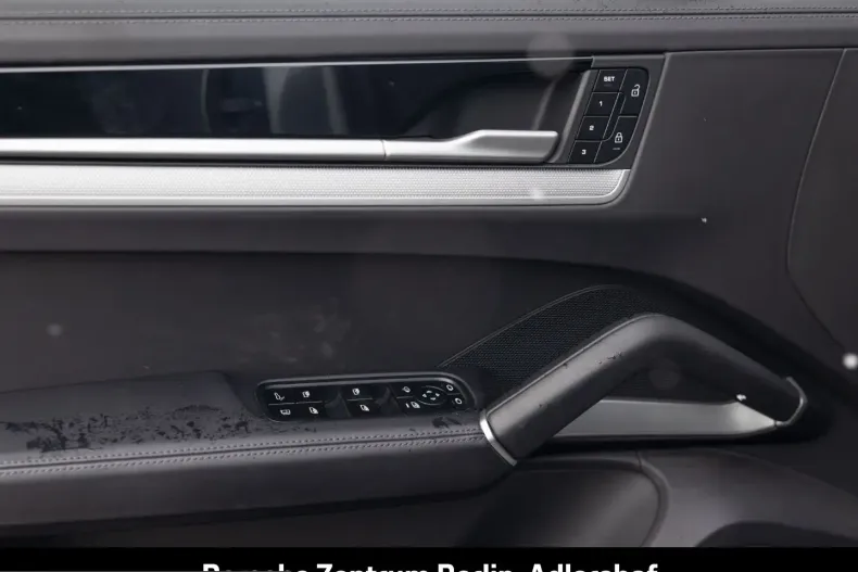 Porsche Cayenne din 2024 cu 21.540 km - oferta POR199388 - foto 20