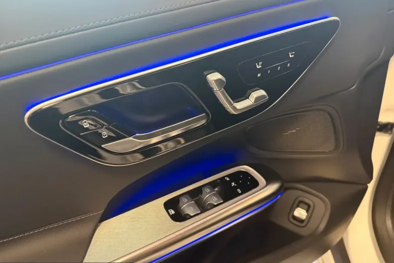 Mercedes-Benz CLE 200 (Clasa CLE) din 2024 cu 6.557 km - oferta MER199389 - foto 8