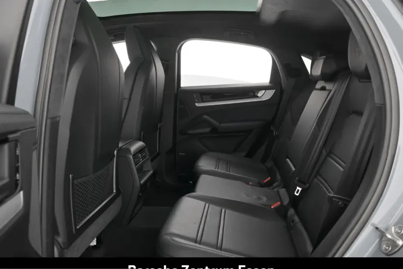 Porsche Cayenne din 2024 cu 22.882 km - oferta POR199390 - foto 9