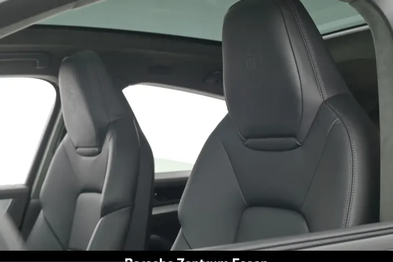 Porsche Cayenne din 2024 cu 22.882 km - oferta POR199390 - foto 21