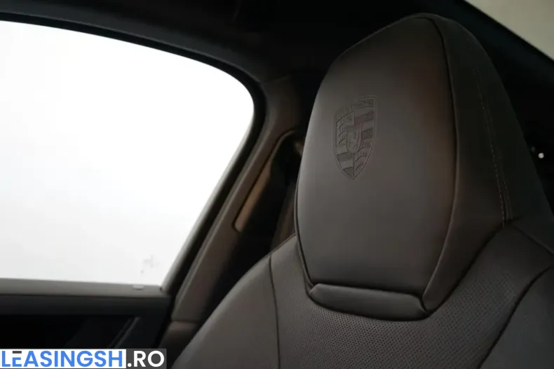 Porsche Cayenne din 2025 cu 9.900 km - oferta POR199394 - foto 30