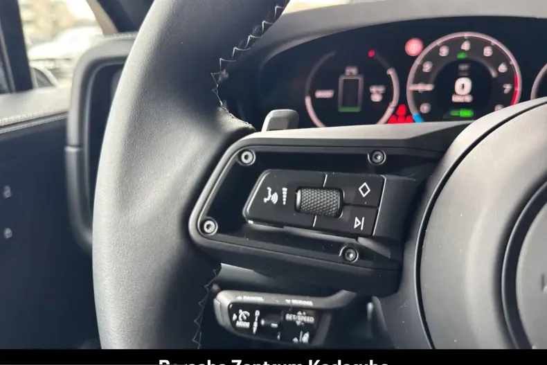 Porsche Cayenne din 2025 cu 9.900 km - oferta POR199397 - foto 14