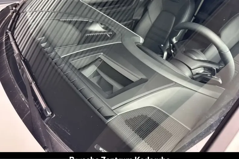 Porsche Cayenne din 2025 cu 9.900 km - oferta POR199397 - foto 29