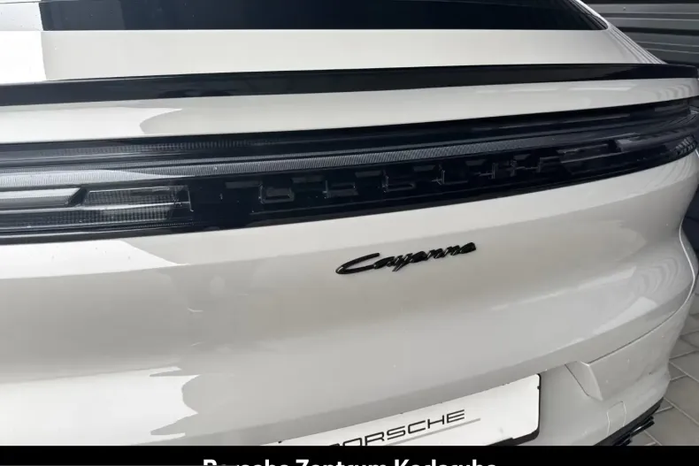 Porsche Cayenne din 2025 cu 9.900 km - oferta POR199397 - foto 31