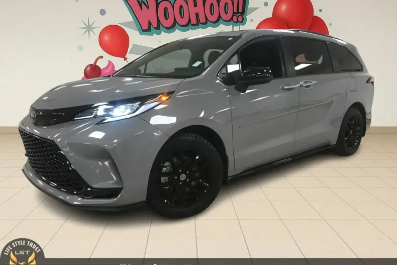 Toyota Sienna din 2025 cu 9.900 km - oferta TOY199402 - foto 1