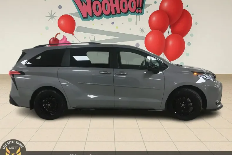 Toyota Sienna din 2025 cu 9.900 km - oferta TOY199402 - foto 6