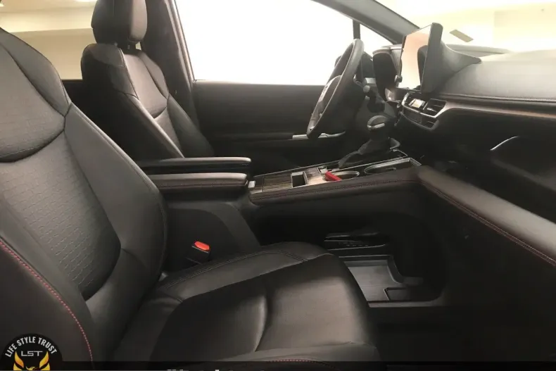 Toyota Sienna din 2025 cu 9.900 km - oferta TOY199402 - foto 10