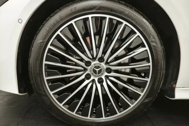 Mercedes-Benz CLE 200 (Clasa CLE) din 2025 cu 2.031 km - oferta MER199405 - foto 8