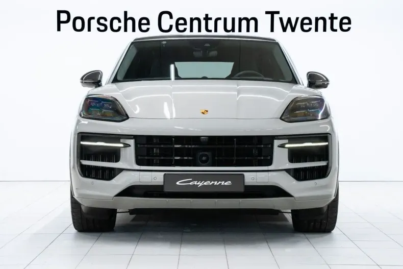 Porsche Cayenne din 2024 cu 27.172 km - oferta POR199406 - foto 2