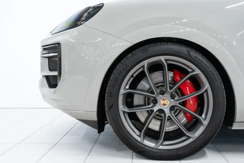 Porsche Cayenne din 2024 cu 27.172 km - oferta POR199406 - foto 6