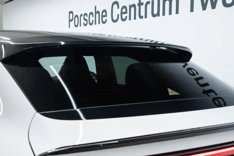 Porsche Cayenne din 2024 cu 27.172 km - oferta POR199406 - foto 18