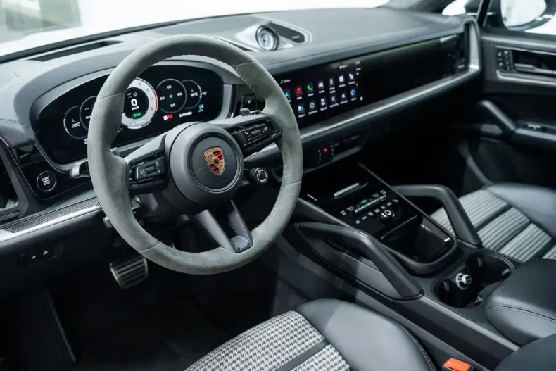 Porsche Cayenne din 2024 cu 27.172 km - oferta POR199406 - foto 21