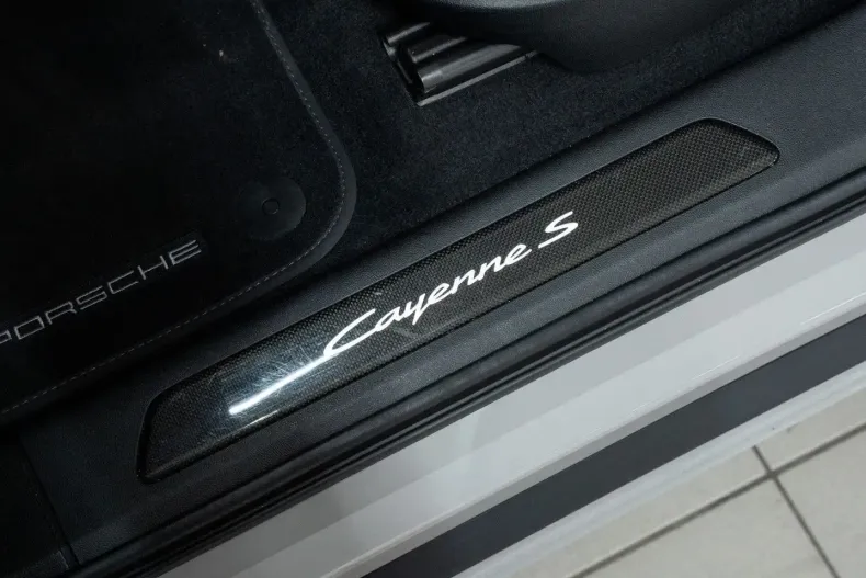 Porsche Cayenne din 2024 cu 27.172 km - oferta POR199406 - foto 23