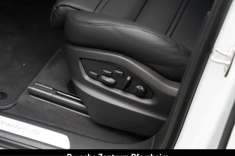 Porsche Cayenne din 2025 cu 25.000 km - oferta POR199408 - foto 17