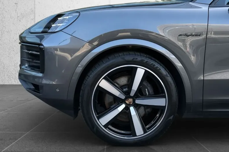 Porsche Cayenne din 2025 cu 29.000 km - oferta POR199413 - foto 6