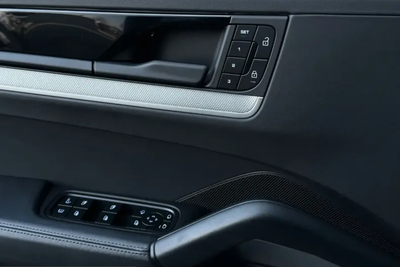 Porsche Cayenne din 2025 cu 29.000 km - oferta POR199413 - foto 23