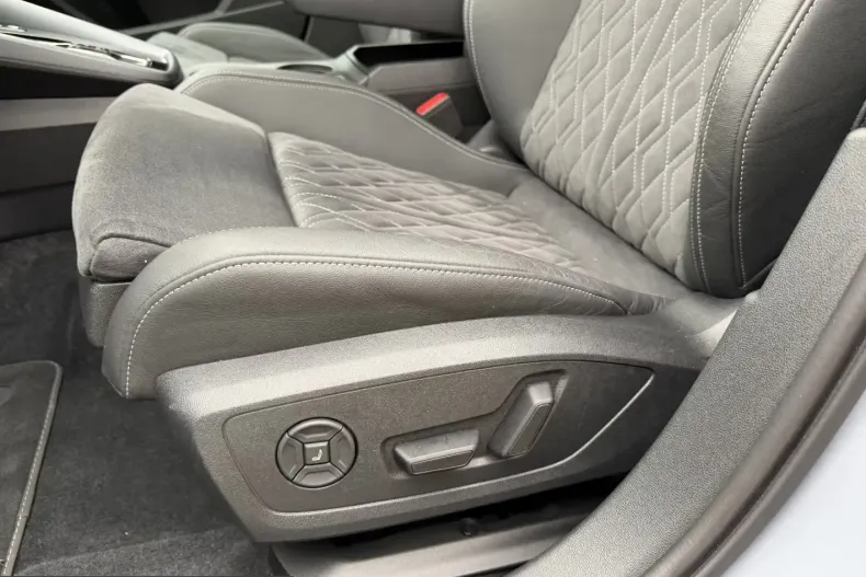 Audi S3 din 2025 cu 8.944 km - oferta AUD199415 - foto 16