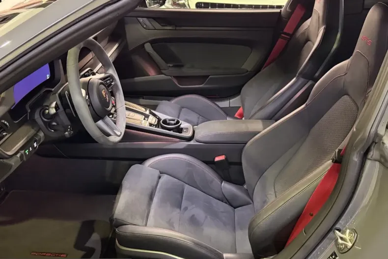 Porsche 992 din 2025 cu 2.786 km - oferta POR199432 - foto 10