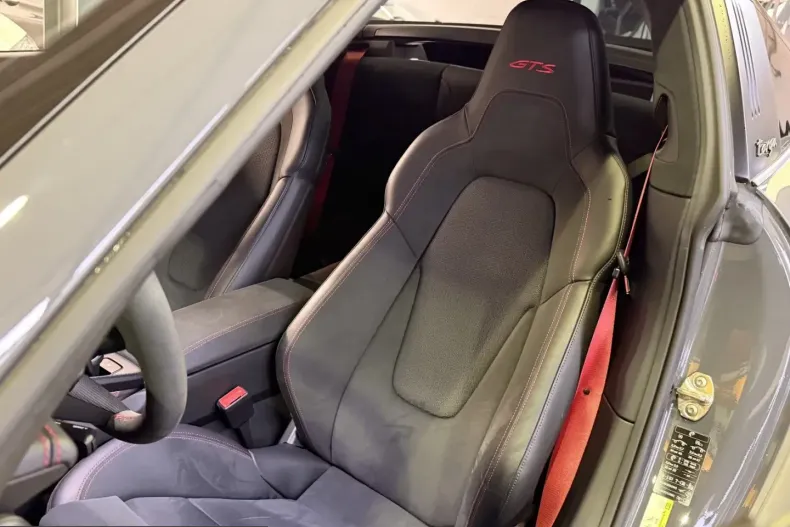 Porsche 992 din 2025 cu 2.786 km - oferta POR199432 - foto 17