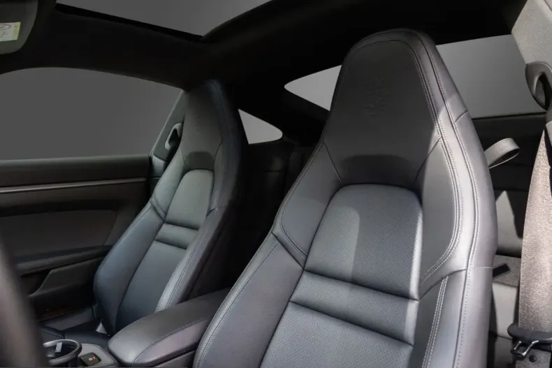 Porsche 992 din 2024 cu 10.010 km - oferta POR199445 - foto 5