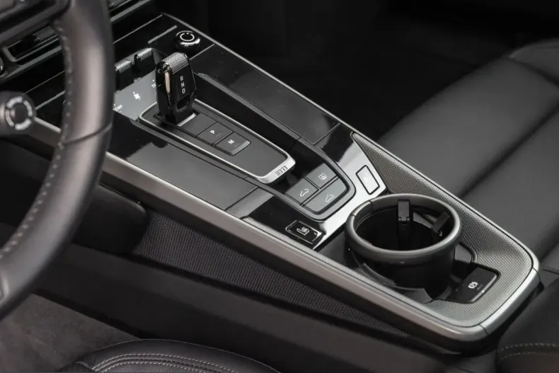 Porsche 992 din 2024 cu 10.010 km - oferta POR199445 - foto 37