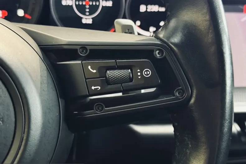 Porsche 992 din 2021 cu 90.180 km - oferta POR199446 - foto 23