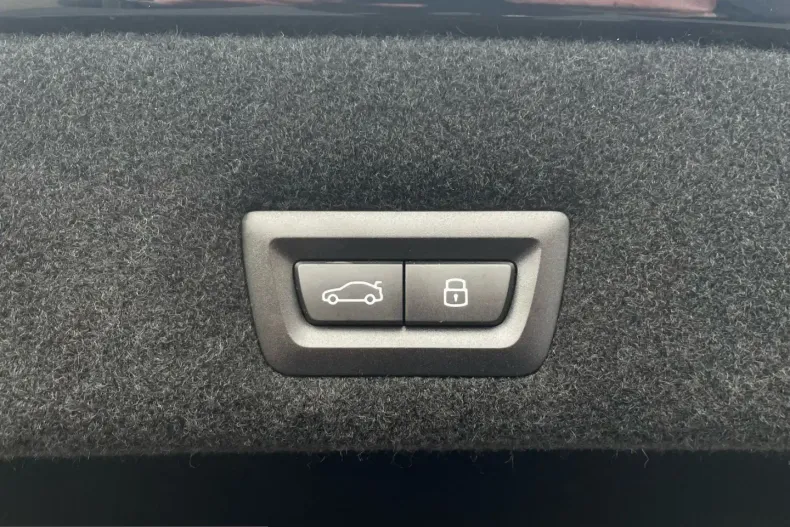 BMW 750 (Seria 7) din 2025 cu 24.387 km - oferta BMW199454 - foto 27