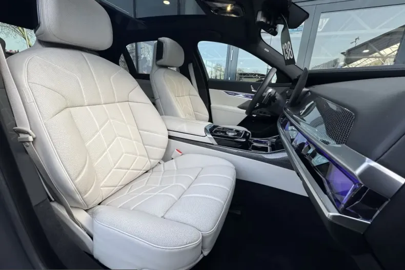 BMW 750 (Seria 7) din 2025 cu 25.784 km - oferta BMW199455 - foto 18