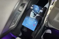 BMW 750 (Seria 7) din 2025 cu 25.784 km - oferta BMW199455 - foto 31