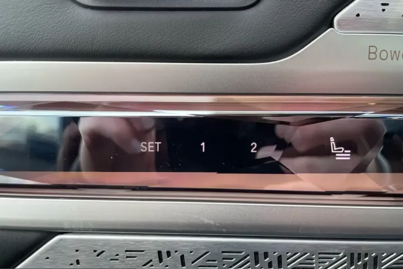 BMW i7 (Seria 7) din 2025 cu 2.913 km - oferta BMW199457 - foto 6