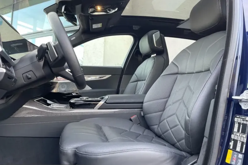 BMW i7 (Seria 7) din 2025 cu 2.913 km - oferta BMW199457 - foto 9