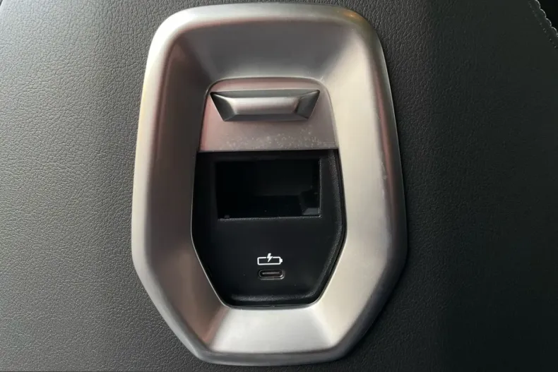 BMW i7 (Seria 7) din 2025 cu 2.913 km - oferta BMW199457 - foto 20