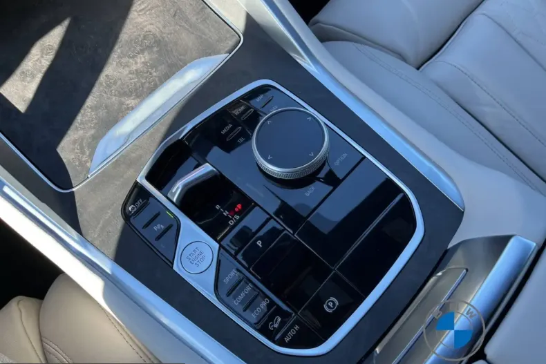 BMW X6 (Seria X) din 2025 cu 26.914 km - oferta BMW199459 - foto 14