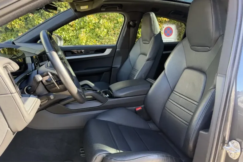 Porsche Cayenne din 2023 cu 45.262 km - oferta POR199466 - foto 6