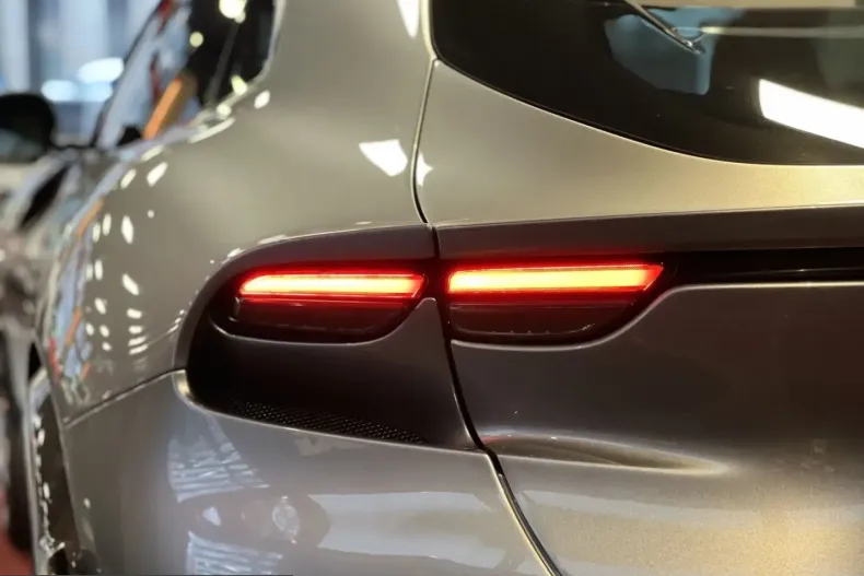 Ferrari Purosangue din 2023 cu 48.700 km - oferta FER199477 - foto 10