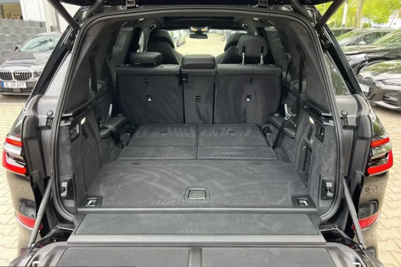 BMW X7 (Seria X) din 2024 cu 50.158 km - oferta BMW199482 - foto 7