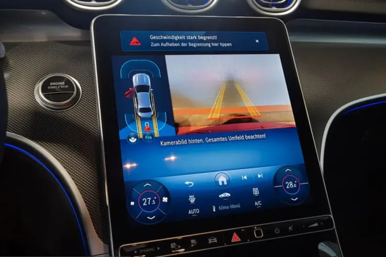 Mercedes-Benz C 300 (Clasa C) din 2024 cu 5.804 km - oferta MER199484 - foto 11