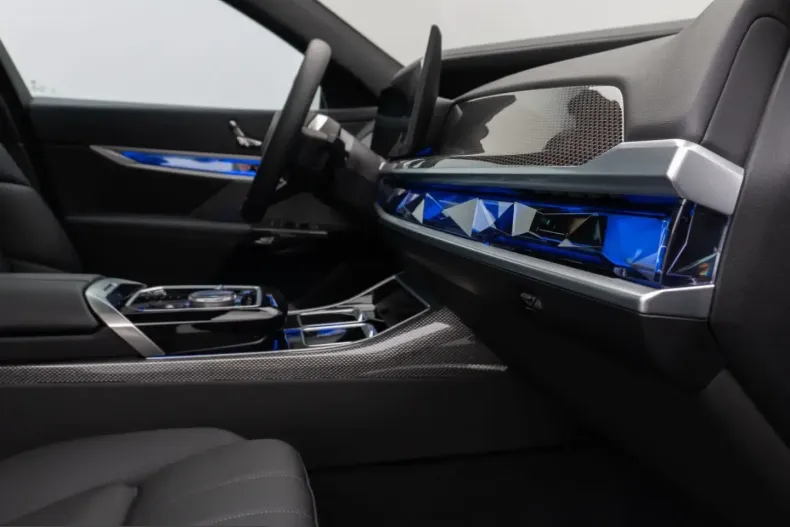 BMW i7 (Seria 7) din 2023 cu 23.029 km - oferta BMW199485 - foto 40