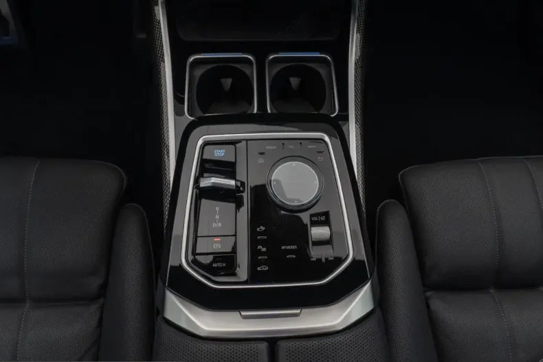 BMW i7 (Seria 7) din 2023 cu 23.029 km - oferta BMW199485 - foto 41