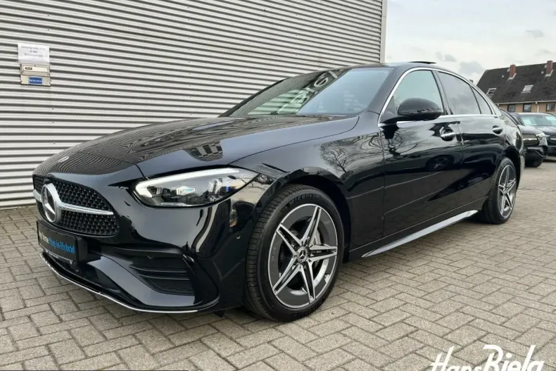 Mercedes-Benz C 300 (Clasa C) din 2025 cu 9.122 km - oferta MER199486 - foto 1