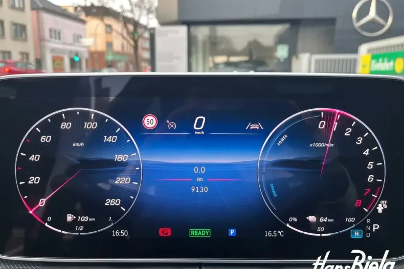 Mercedes-Benz C 300 (Clasa C) din 2025 cu 9.122 km - oferta MER199486 - foto 18