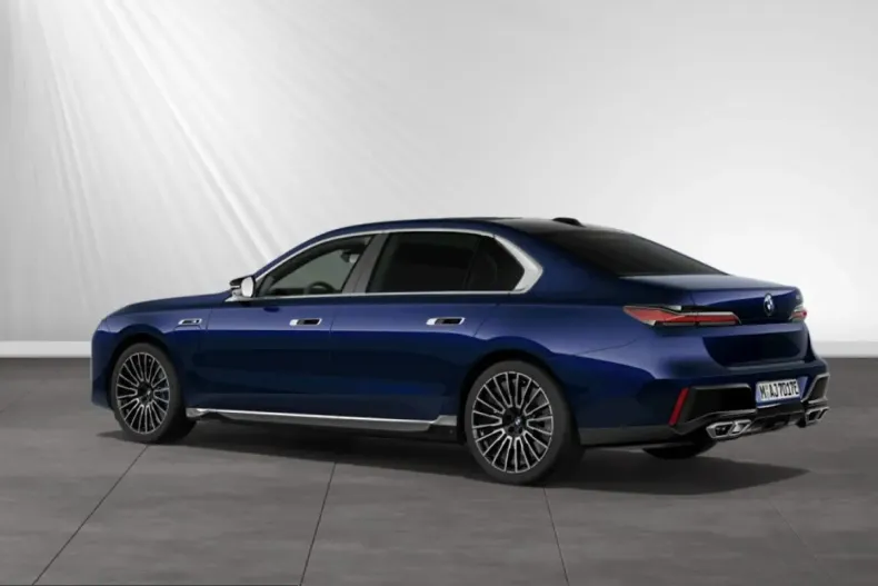 BMW M760 (Seria 7) din 2025 cu 9.460 km - oferta BMW199488 - foto 7