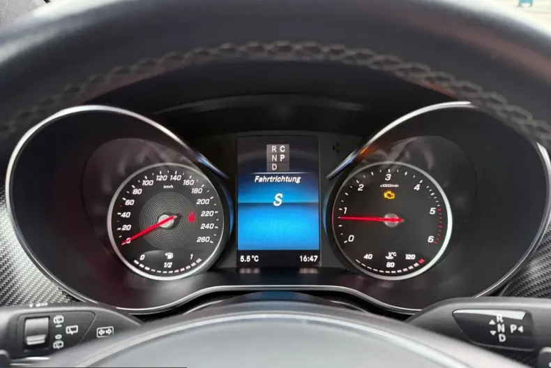 Mercedes-Benz V 300 (Clasa V) din 2021 cu 99.991 km - oferta MER199493 - foto 15