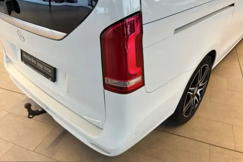 Mercedes-Benz V 300 (Clasa V) din 2022 cu 82.079 km - oferta MER199496 - foto 11