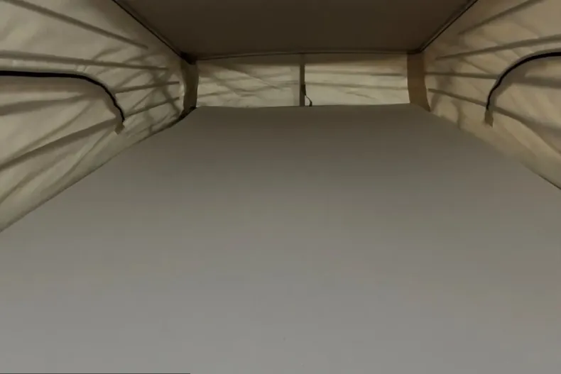 Mercedes-Benz V 300 (Clasa V) din 2022 cu 82.079 km - oferta MER199496 - foto 18