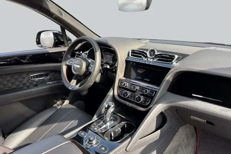 Bentley Bentayga din 2023 cu 35.587 km - oferta BEN199503 - foto 2