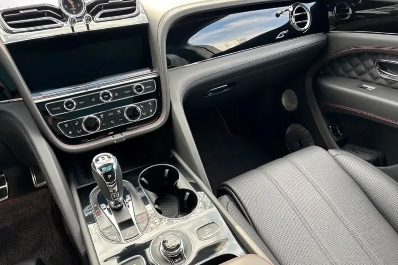 Bentley Bentayga din 2023 cu 35.587 km - oferta BEN199503 - foto 30