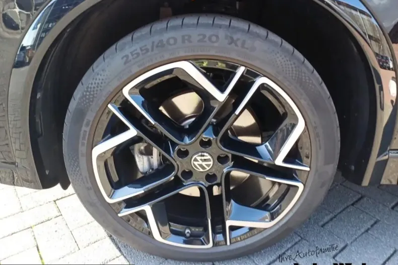 Volkswagen Tiguan din 2025 cu 26.749 km - oferta VOL199510 - foto 4